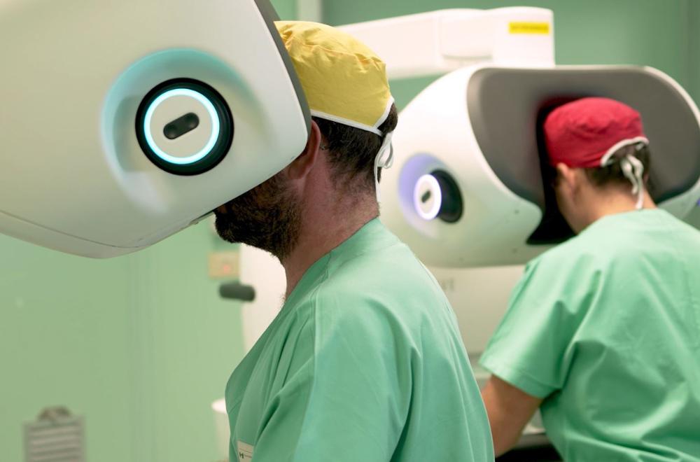  Telepresenza e chirurgia robotica, all'Ospedale Niguarda si sperimenta la tecnologia che riduce le distanze e potenzia la cura dei pazienti